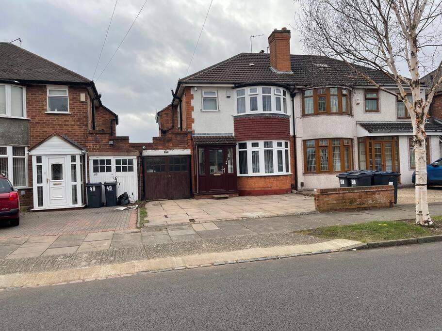 Large Beautiful 3 Bed House In City Of Бирмингем Экстерьер фото